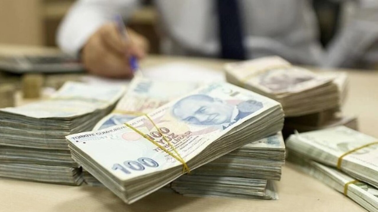 Foto - SGK sert bir dille uyardı! Elden ödemenin cezası en az 40 bin TL