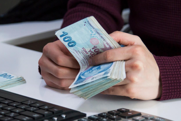 SGK Uzmanı Özgür Erdursun emeklileri heyecanlandıran duyuruyu yaptı: 19 bin 426 lira olacak