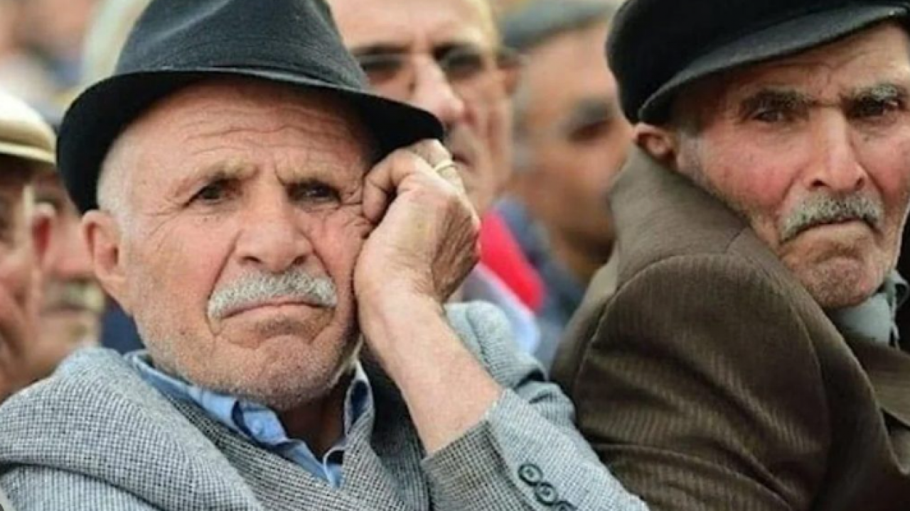 SGK'dan emeklilere uyarı: Bunu yapan daha yüksek maaş alacak!