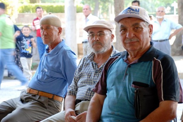 Foto - SGK'dan yüz binlerce emekli vatandaşa toplu ödeme sürprizi