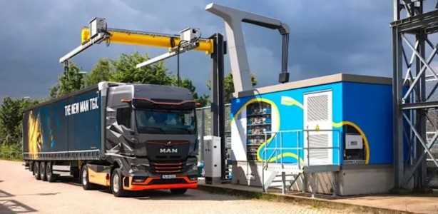 Foto - Shell değişimin farkına vardı! İlk megawatt şarj istasyonunu açtı