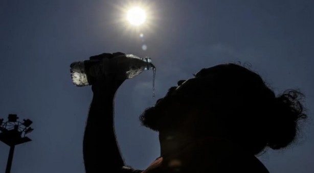 Foto - Sıcak çarpmasına dikkat! Hastalıklara neden oluyor