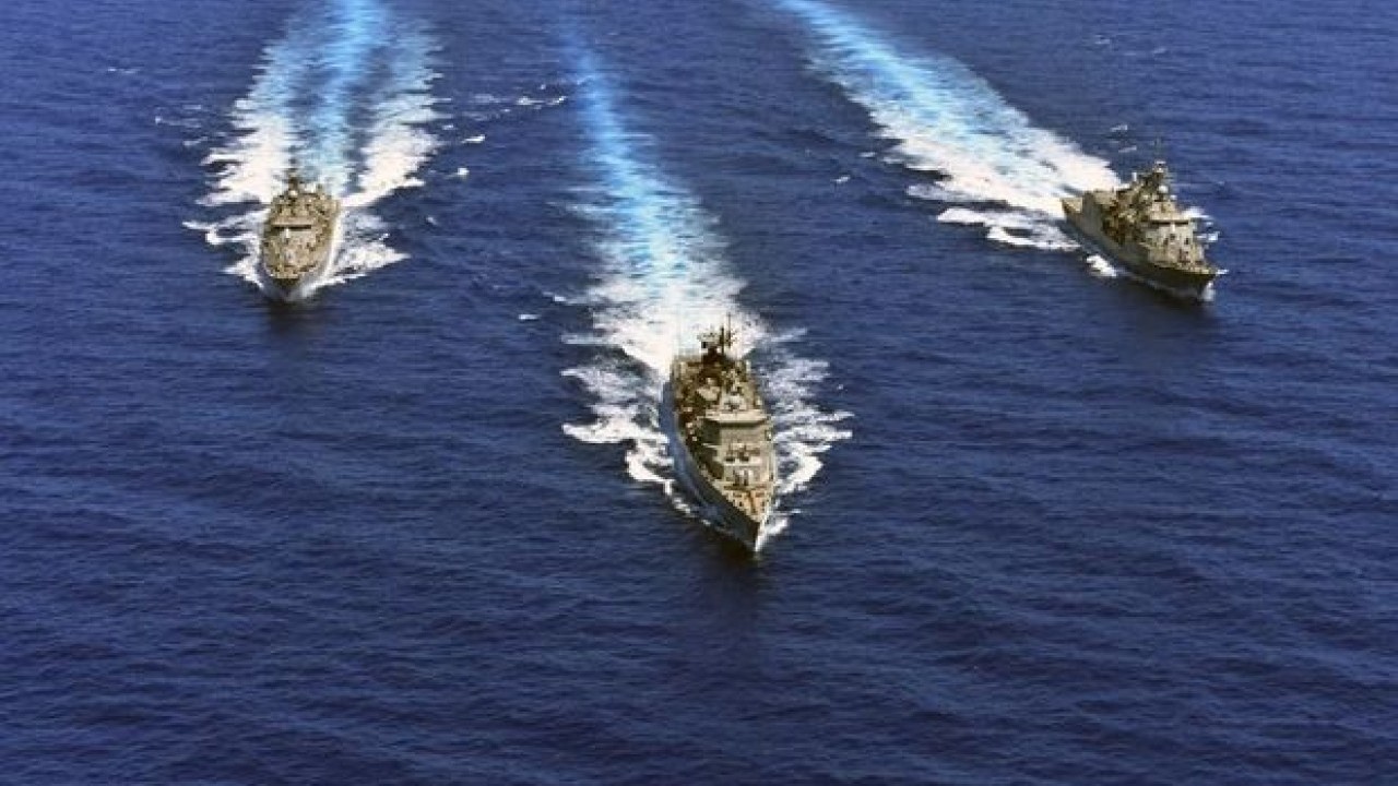 Foto - Sıcak gelişme: Savaş uçakları, gemiler, helikoopterler, İHA'lar Türkiye'ye karşı ilerlemeye başladı