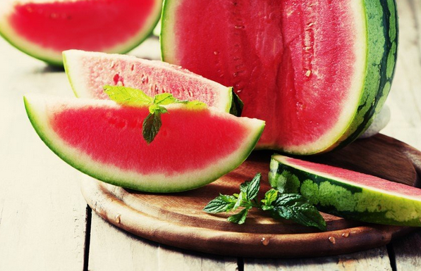 Foto - Sıcak havalarda yemeden önce 2 kez düşünün! Canan Karatay uyardı! Meğer yazın tükettiğimiz...