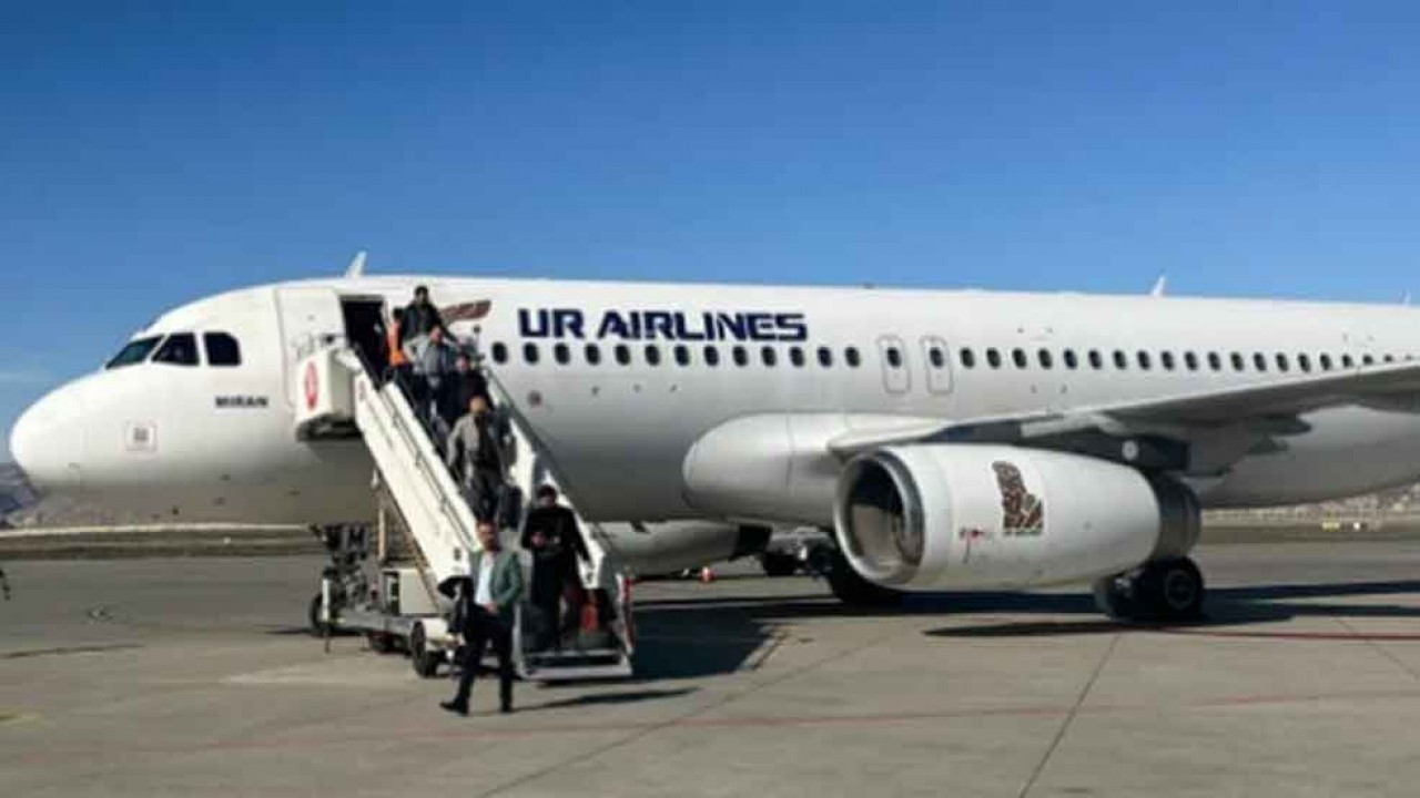 Sıcak saatler! Uçaklar peş peşe Şırnak'a iniyor