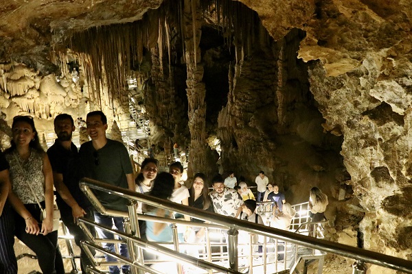 Foto - Sıcaklardan bunalanların rotası: Karaca Mağarası
