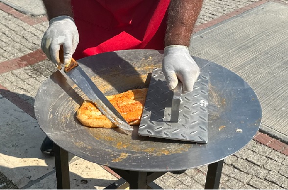 Foto - Sıcaklık 50 dereceyi aştı! Güneş altında ne pişirdiklerine inanamayacaksınız