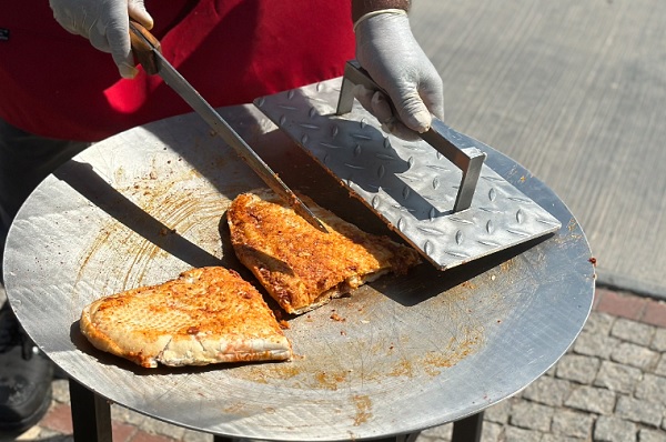Foto - Sıcaklık 50 dereceyi aştı! Güneş altında ne pişirdiklerine inanamayacaksınız