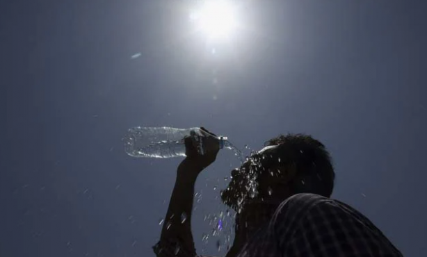 Foto - Sıcaklık 52 dereceye çıktı! Devlet ceza kesecek...