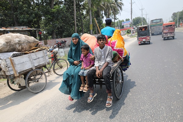 Foto - Sıcaklık sebebiyle eğitime ara verildi