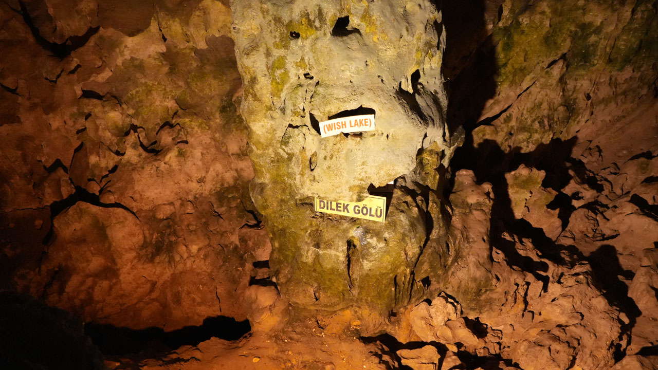 Foto - Sıcaktan bunalanlar buraya kaçıyor! Hava dışarıda 35 içeride 14 derece