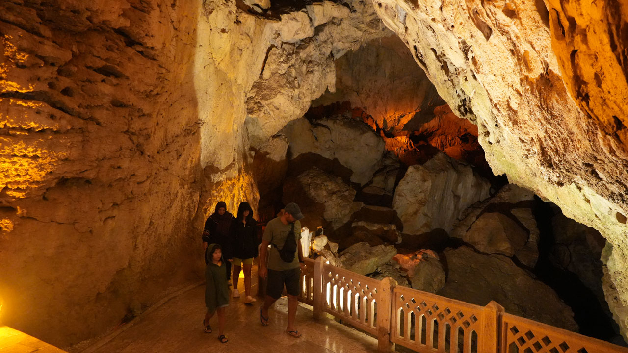 Foto - Sıcaktan bunalanlar buraya kaçıyor! Hava dışarıda 35 içeride 14 derece