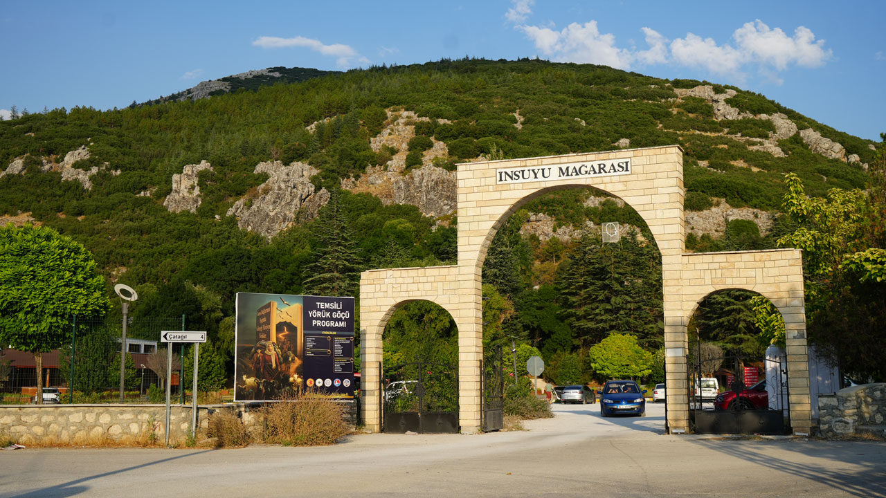 Sıcaktan bunalanlar buraya kaçıyor! Hava dışarıda 35 içeride 14 derece