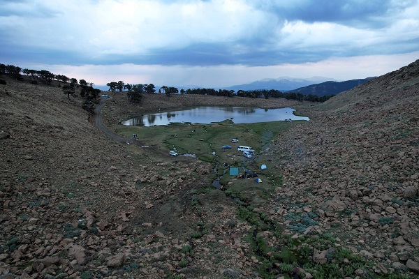Foto - Sıcaktan bunalanlar oraya akın ediyor! Bu manzara hayran bırakıyor