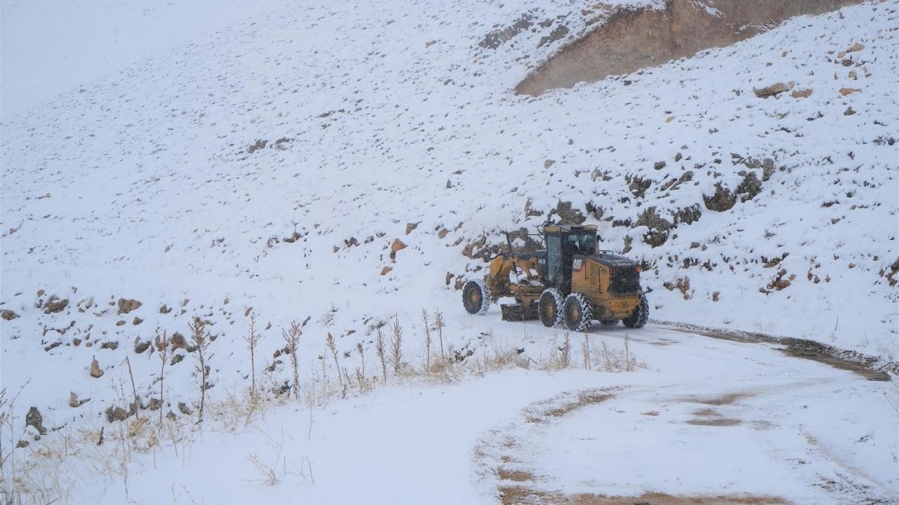 Şiddetli kar yağışı ve tipi: Doğu’da kış geri döndü!