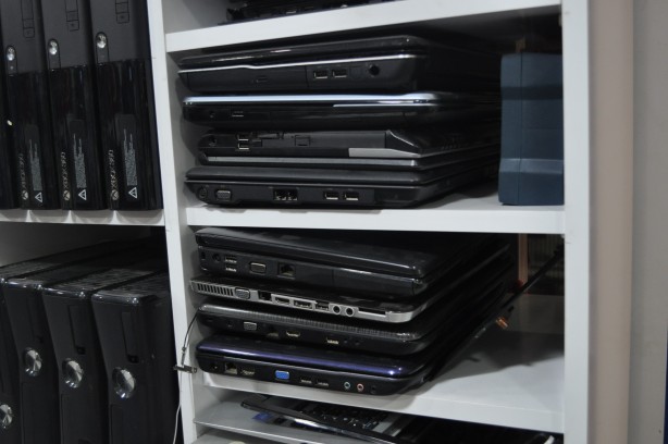 Foto - Sıfır bilgisayar almak hayal oldu! Tamirciler doldu taştı