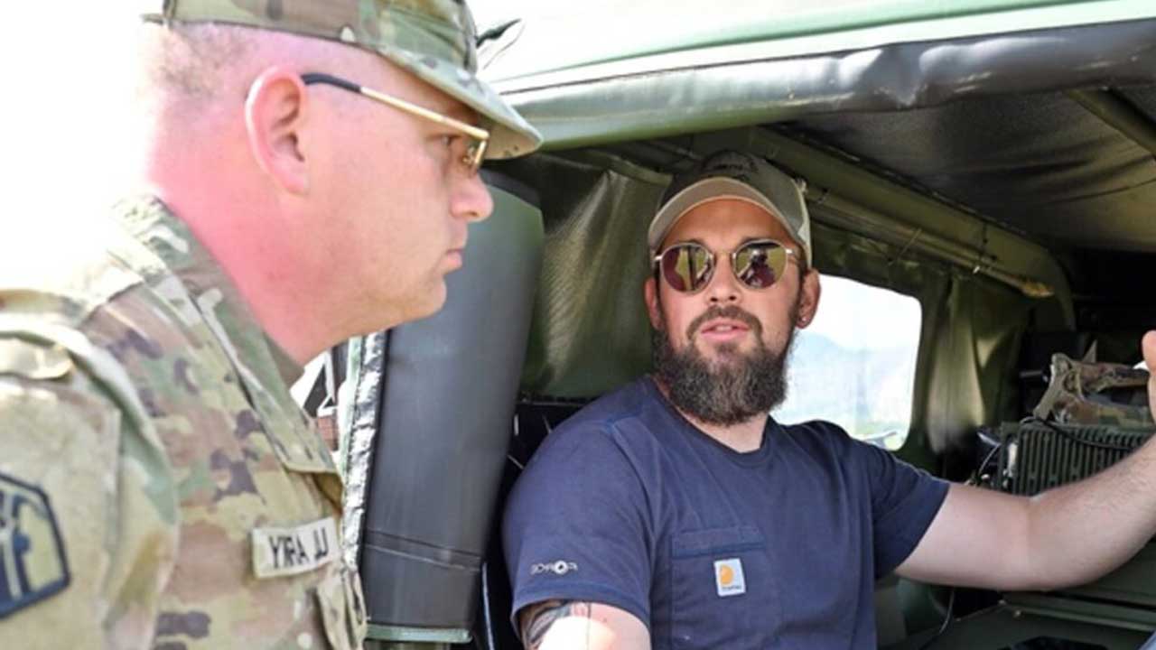 Foto - Sıfır noktasında sıcak saatler: Savaş uçakları, helikopterler, tanklar Türkiye'ye karşı ilerliyor