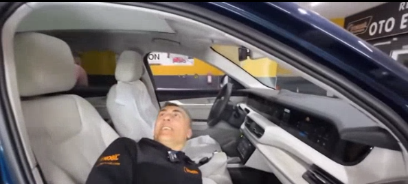 Foto - Sıfır Togg’u ekspertize soktu! Tamir ustası gördüğü manzara karşısında şok oldu