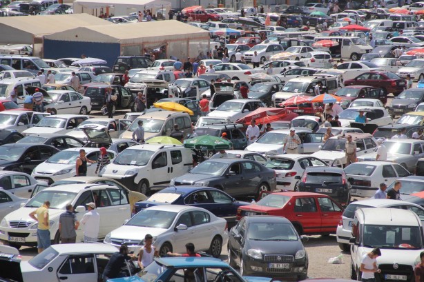 Foto - Sıfır ve ikinci el araba fiyatlarında görülmemiş gelişme! Bir haftada rekor zam!