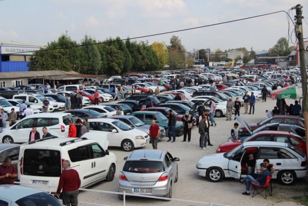 Foto - Sıfır ve ikinci el araba fiyatlarında görülmemiş gelişme! Bir haftada rekor zam!