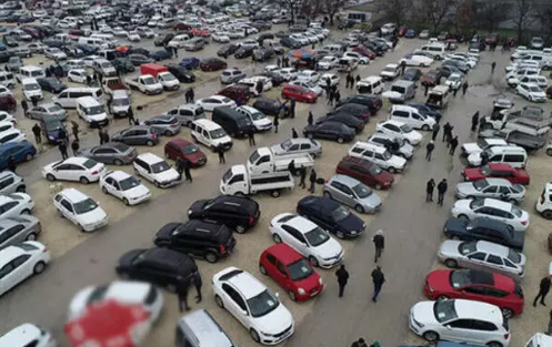 Foto - Sıfır ve ikinci el araba piyasasında olağanüstü gelişme! Araba fiyatlarında balon sönüyor, kampanya fırsatı