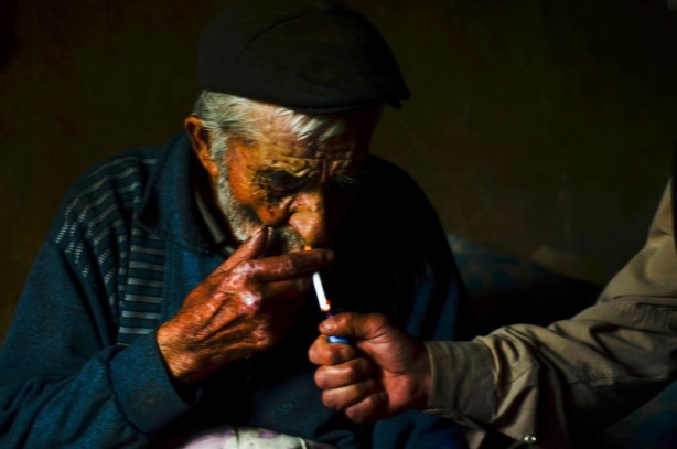 Foto - Sigara içen erkeklerde görülüyor! Bu ölümcül hastalık belirti vermiyor!