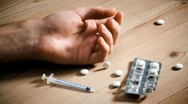 Foto - Sigara içmek gözleri resmen yok ediyor! Geri dönüşü bile yok