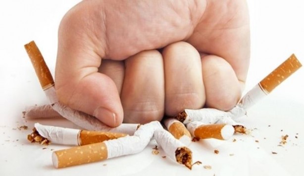 Foto - Sigarayı bırakmak istemeyenlerin inandığı efsaneler