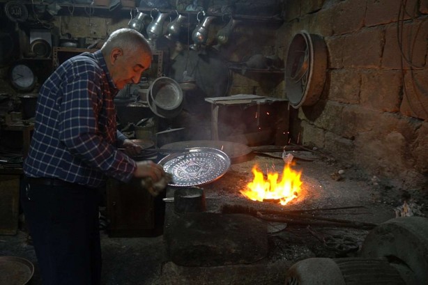 Foto - Siirt’in tarihi bakırcılar çarşısında artık büyük bir suskunluk hâkim