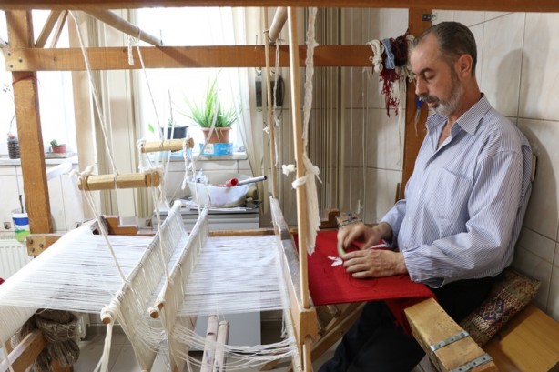 Foto - Siirt'in tescilli battaniyesinin ustaları, mesleği geleceğe taşımak istiyor