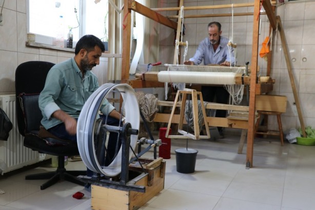 Foto - Siirt'in tescilli battaniyesinin ustaları, mesleği geleceğe taşımak istiyor