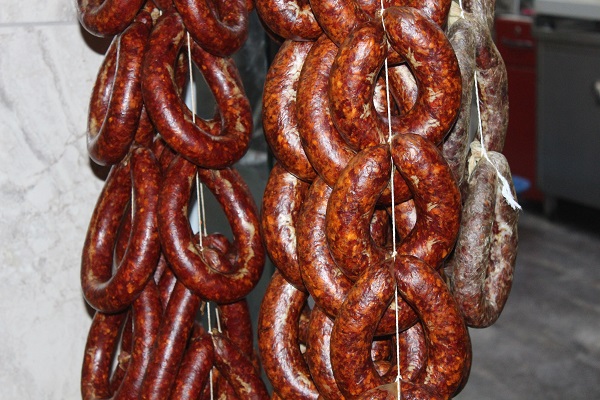 Foto - Siirt'te bu sucuklara ilgi yoğun