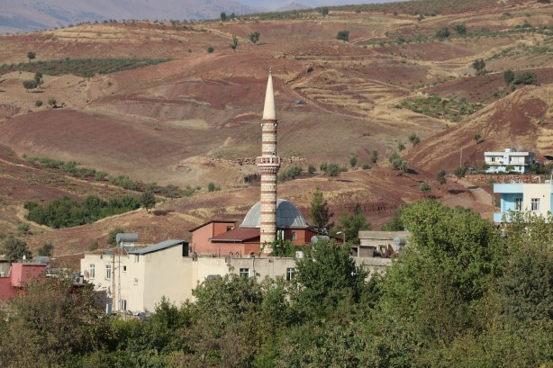 Foto - Siirt'te korkutan olay! Yer altından sesler geliyor