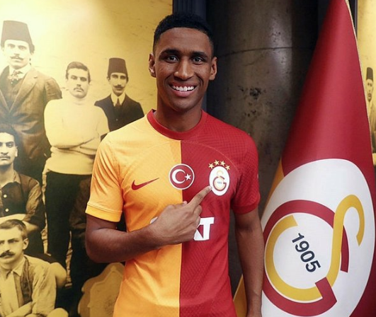 Foto - Sil baştan değişti: Galatasaray'ın yıldızı için Avrupa'da dev yarış! Bonservis rekoru geliyor