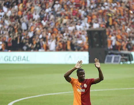 Foto - Sil baştan değişti: Galatasaray'ın yıldızı için Avrupa'da dev yarış! Bonservis rekoru geliyor