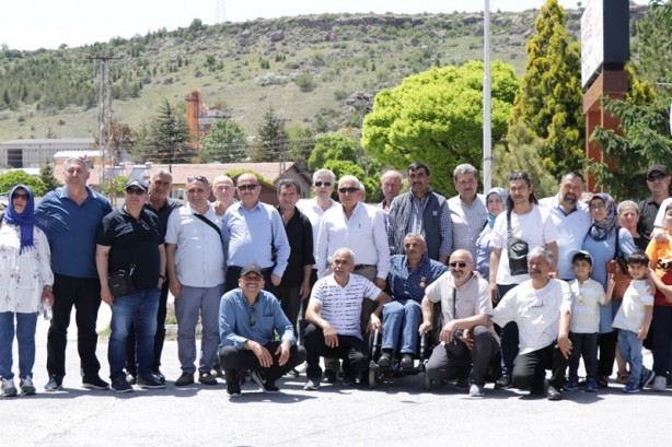 Foto - Silah arkadaşları 33 yıl sonra ziyarete geldi