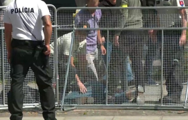 Foto - Silahlı saldırıya uğrayan Slovakya Başbakanı Fico'nun sağlık durumu açıklandı