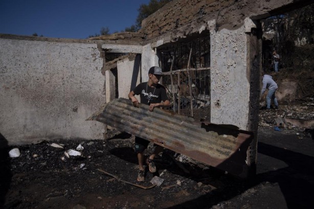 Foto - Şili’deki orman yangınında evler küle döndü