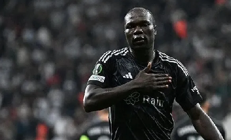 Foto - Şimdi Aboubakar efendi düşünsün! Futbolu iflas etti artık: Duyan bu gelişmeye inanamadı