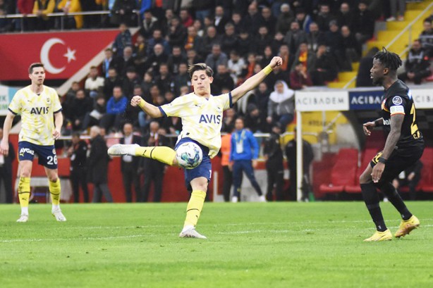 Foto - Şimdi de onun için kuyruktalar... Prens Selman düğmeye bastı! Süper Lig'in yıldızına kancayı attı...