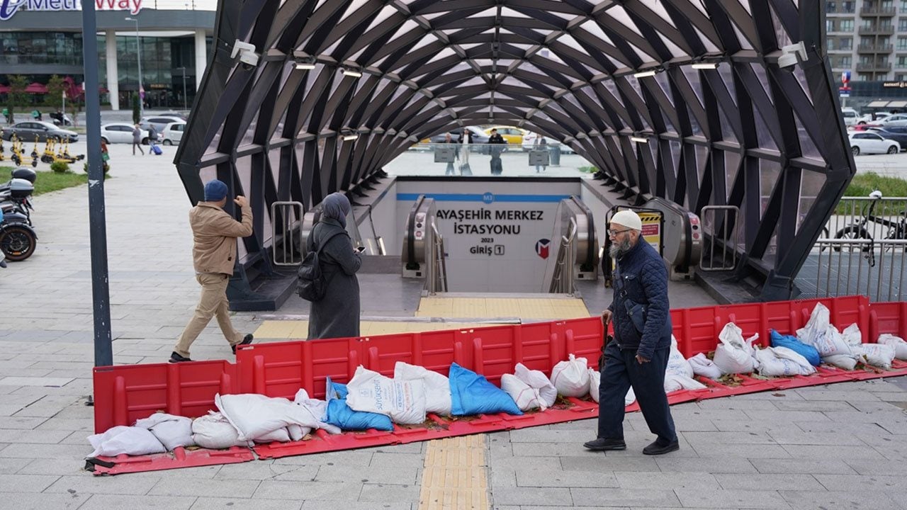 Foto - Şimdi sel suları düşünsün! İBB’den sel riskine karşı ileri ortaçağ teknolojili önlem