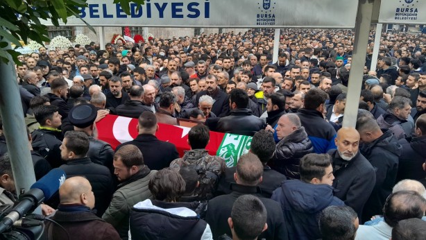 Foto - Sinan Ateş son yolculuğuna uğurlandı! Binlerce insan akın etti