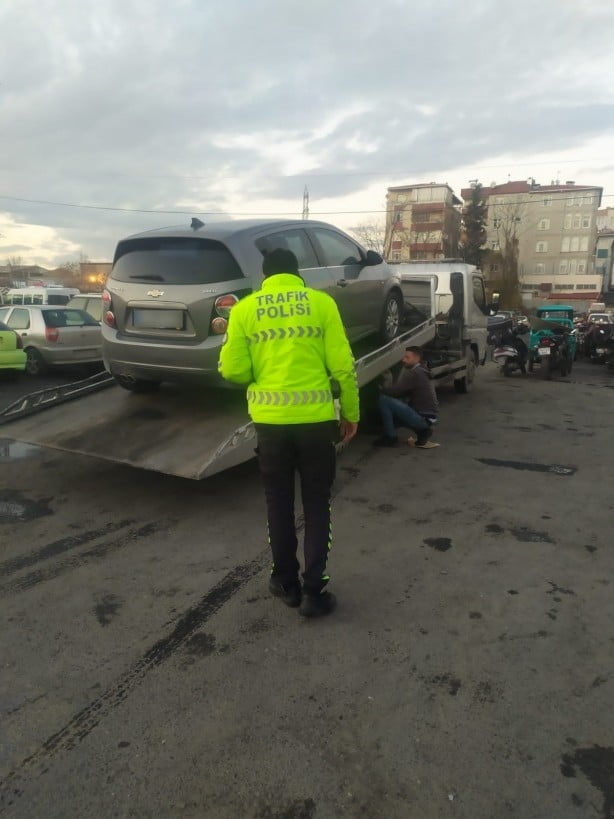 Foto - Sınavı geçemeyen sürücü adayı kendince böyle intikam aldı!