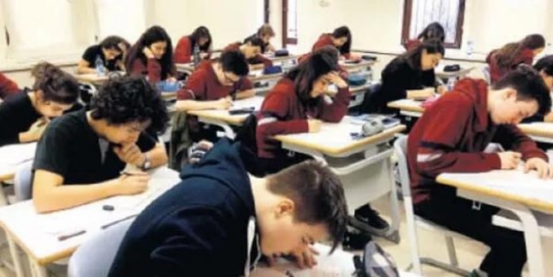 Foto - Sınıf geçme ders notu düştü mü? Lise sınıf geçme diploma notu nedir?