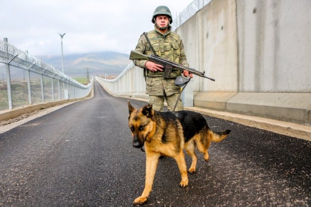 Sınır duvarına iki yeni yerli teknoloji