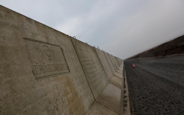 Foto - Sınır duvarına iki yeni yerli teknoloji