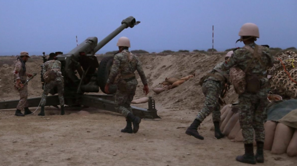 Sınırda gerginlik patladı! 3 İran askeri vuruldu!