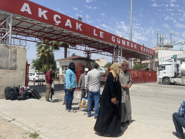 Foto - Sınırda insan kaçakçılığı ile suçlanan tuğgeneral tutuklandı