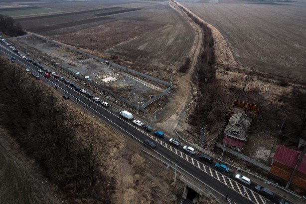 Foto - Sınırda savaş kuyruğu