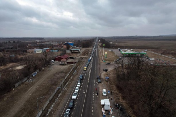 Foto - Sınırda savaş kuyruğu